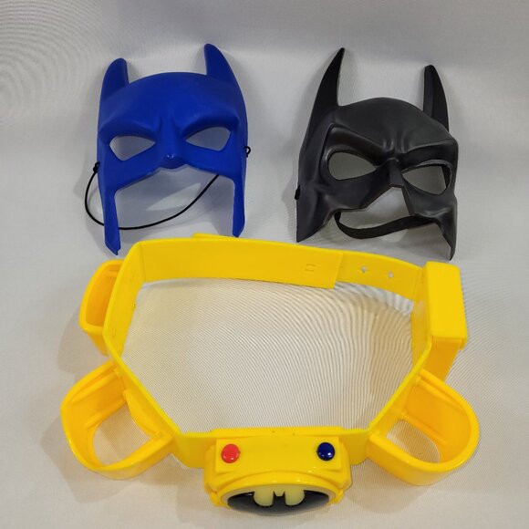 Batman Blue Comic & Black Movie Mask Set with Electronic Sounds Utility Belt - Picture 1 of 1